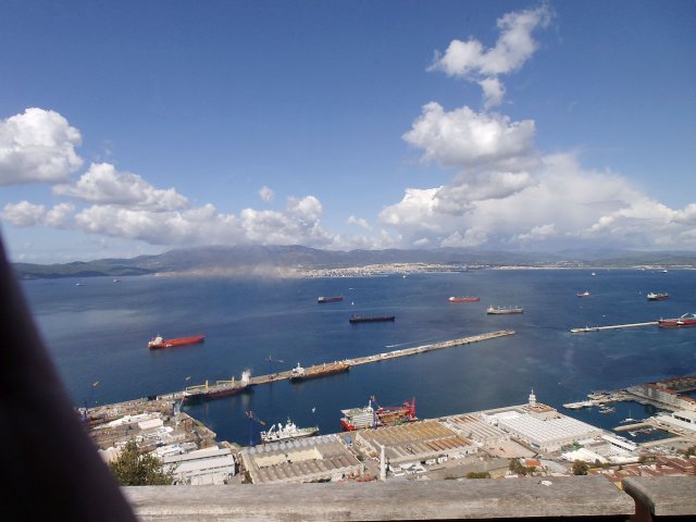 238 gibraltar hafen
